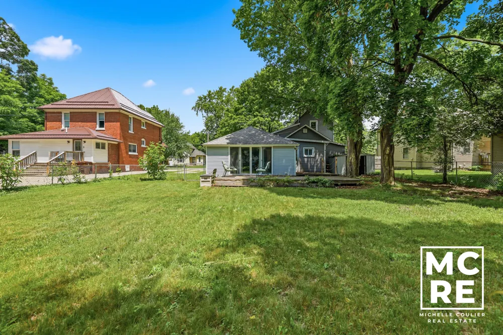430 E Bond Street Hastings, MI 49058