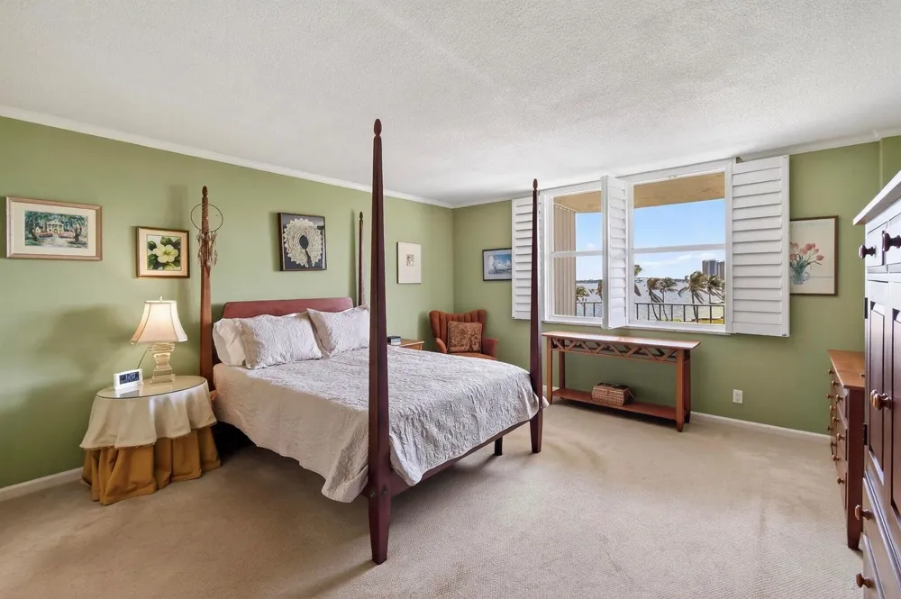 801 Lake Shore Drive #414 Lake Park, FL 33403