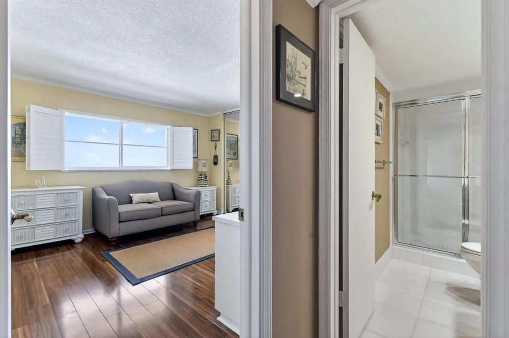 801 Lake Shore Drive #414 Lake Park, FL 33403