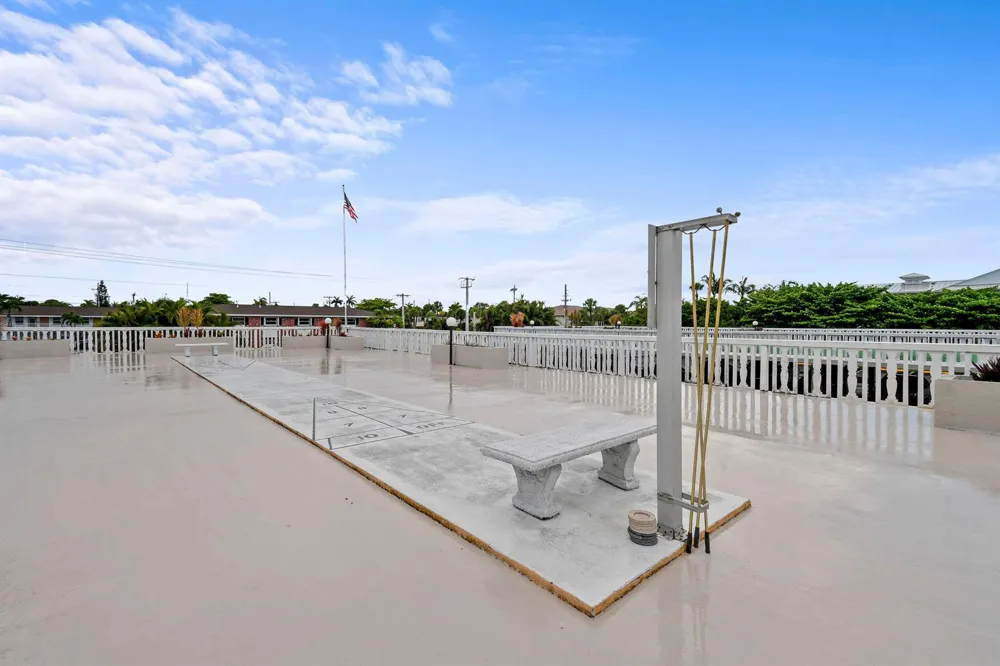 801 Lake Shore Drive #414 Lake Park, FL 33403