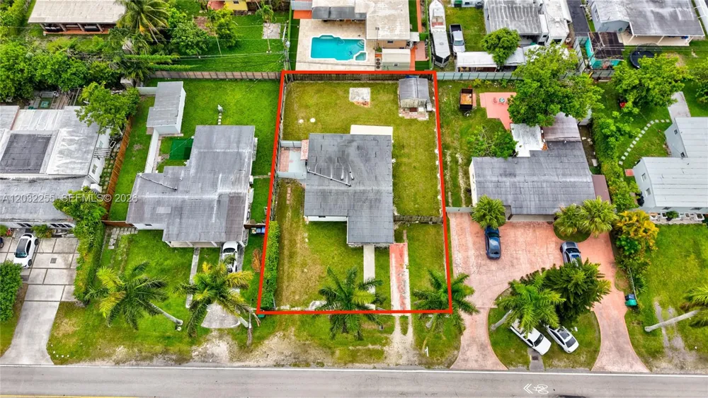 9840 SW 48th St Miami, FL 33165