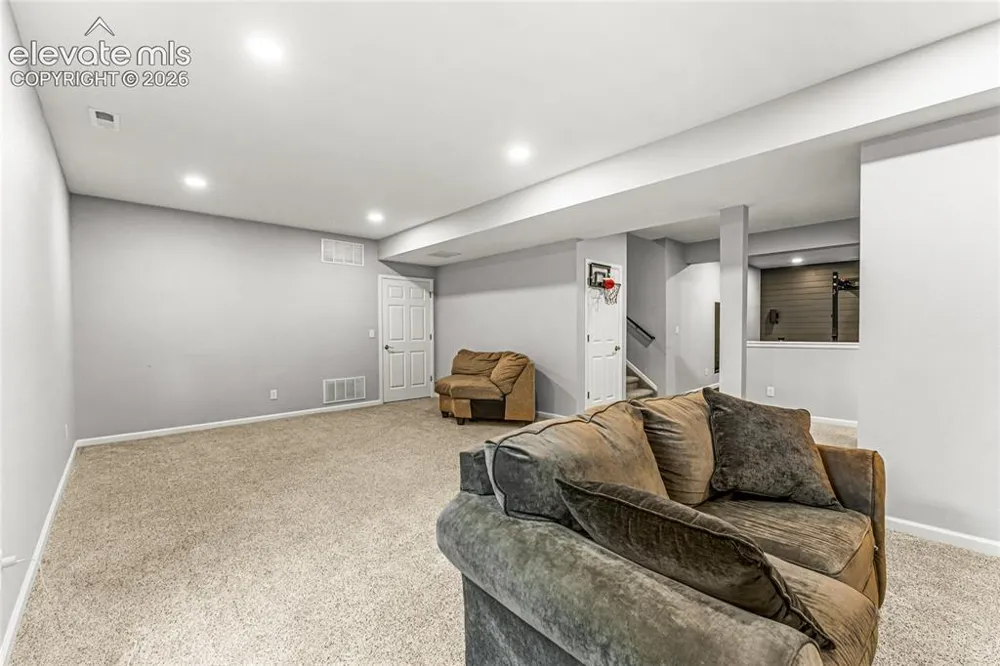 5926 Carrick Lane Colorado Springs, CO 80927