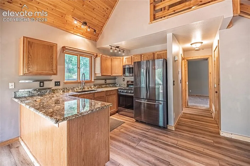10668 W Highway 24 Green Mountain Falls, CO 80819