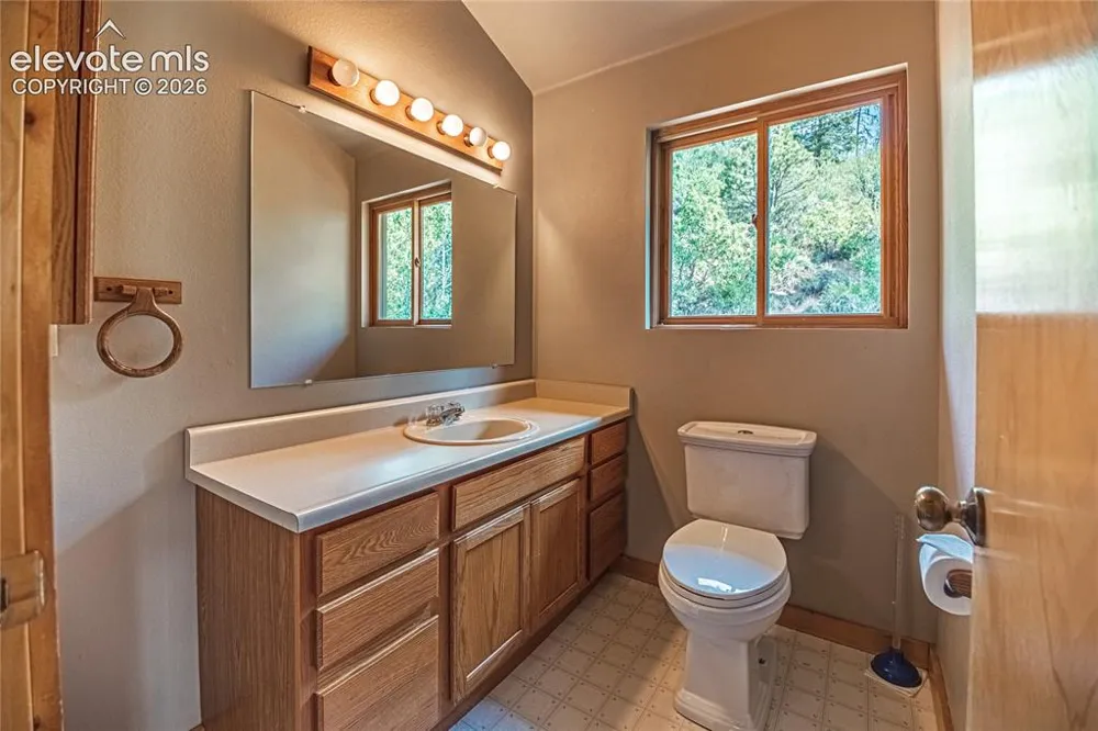 10668 W Highway 24 Green Mountain Falls, CO 80819