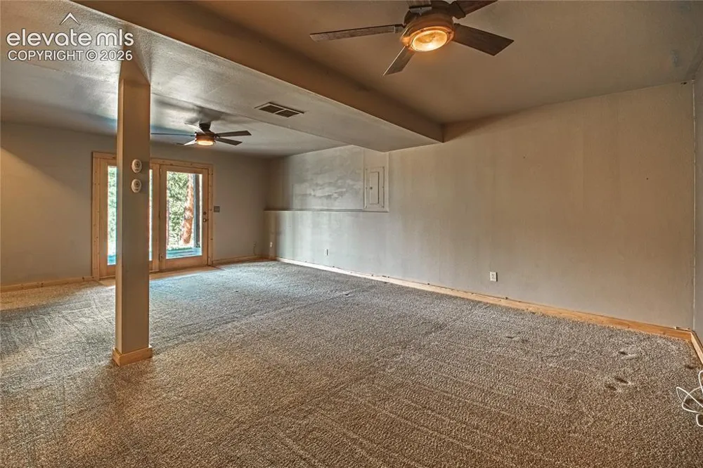 10668 W Highway 24 Green Mountain Falls, CO 80819