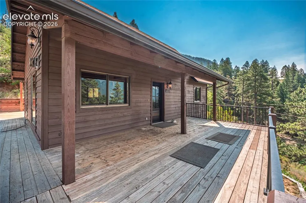 10668 W Highway 24 Green Mountain Falls, CO 80819
