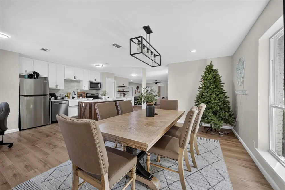 3919 Ridgeoak Way Farmers Branch, TX 75244
