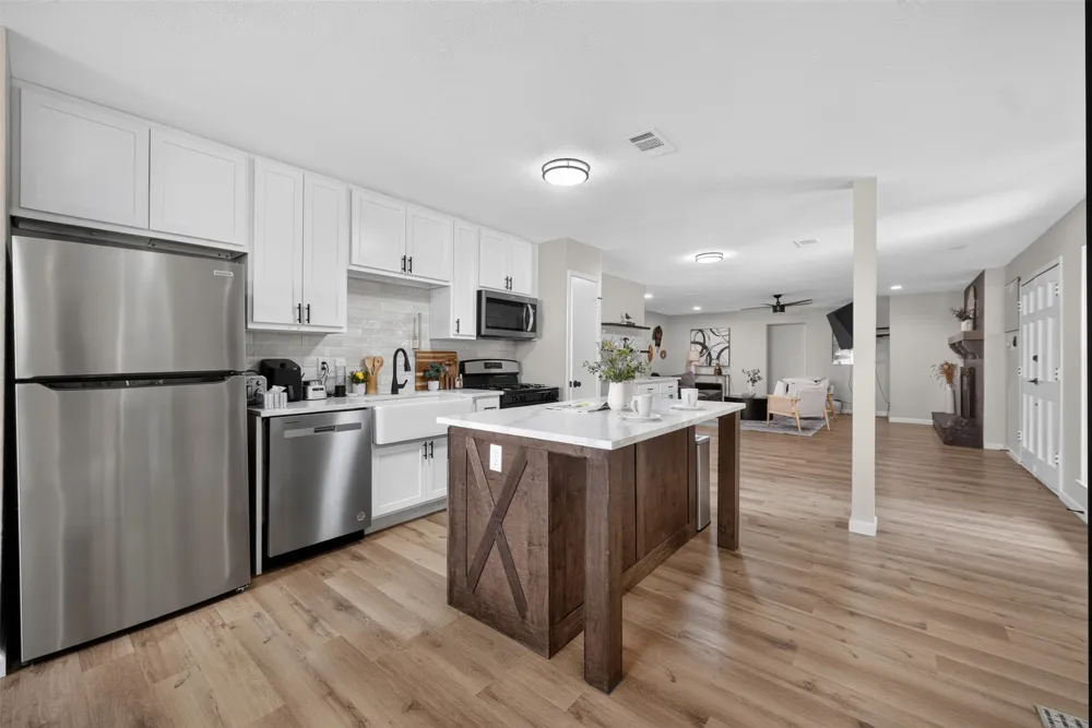 3919 Ridgeoak Way Farmers Branch, TX 75244