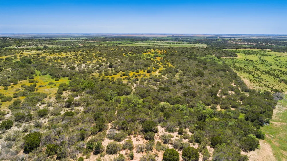4897 FM 1086 Bradshaw, TX 79567