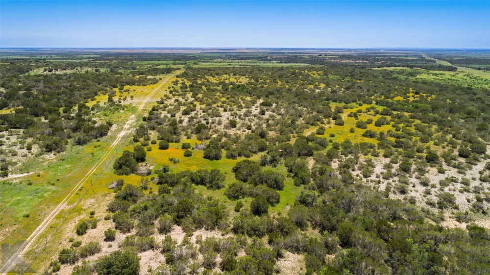 4897 FM 1086 Bradshaw, TX 79567