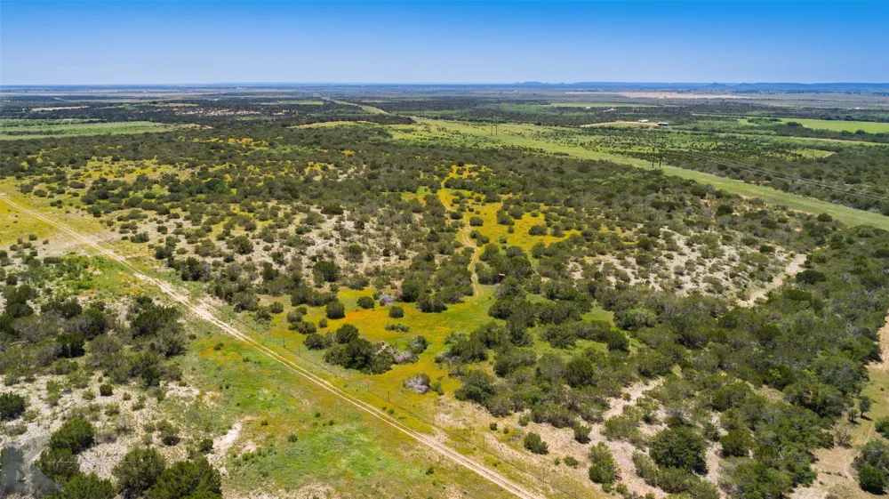 4897 FM 1086 Bradshaw, TX 79567