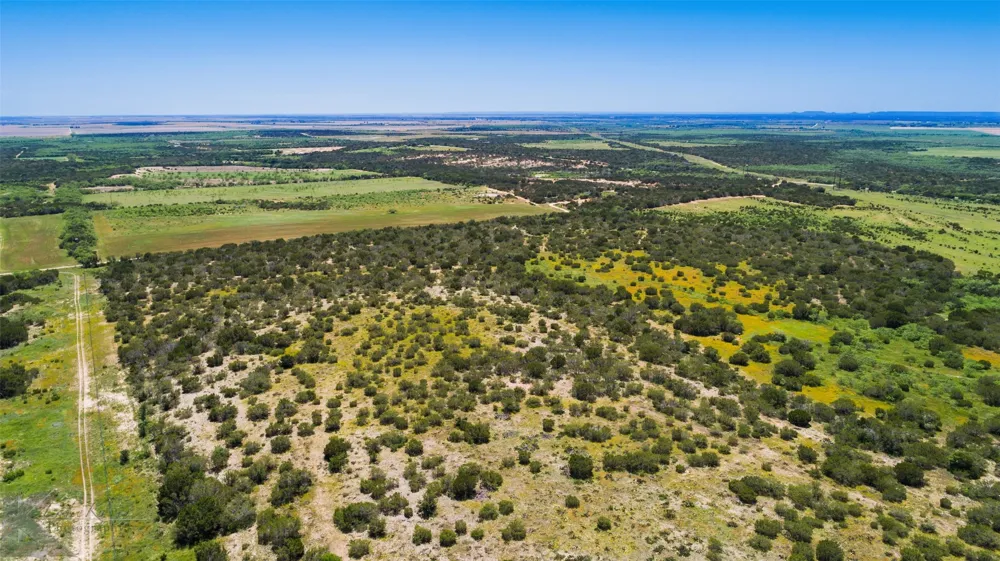 4897 FM 1086 Bradshaw, TX 79567
