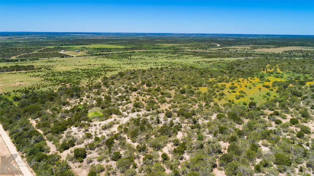 4897 FM 1086 Bradshaw, TX 79567