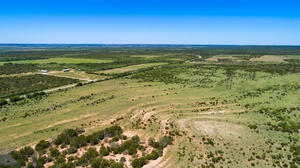 4897 FM 1086 Bradshaw, TX 79567