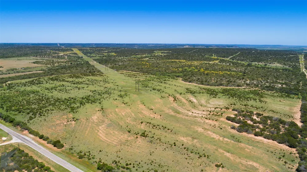 4897 FM 1086 Bradshaw, TX 79567