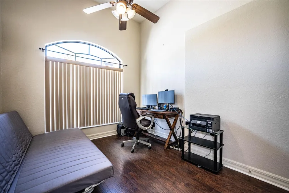 2205 CHESTERFIELD CIRCLE Lakeland, FL 33813