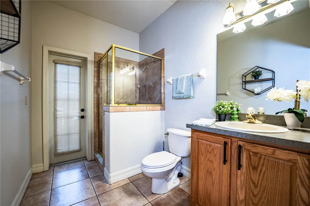 2205 CHESTERFIELD CIRCLE Lakeland, FL 33813