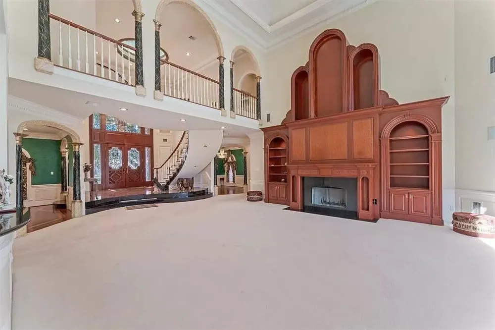2907 Cedar Woods Place Houston, TX 77068