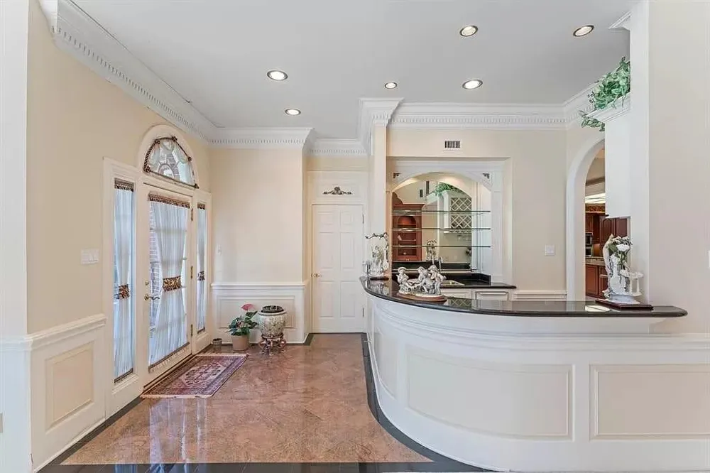 2907 Cedar Woods Place Houston, TX 77068