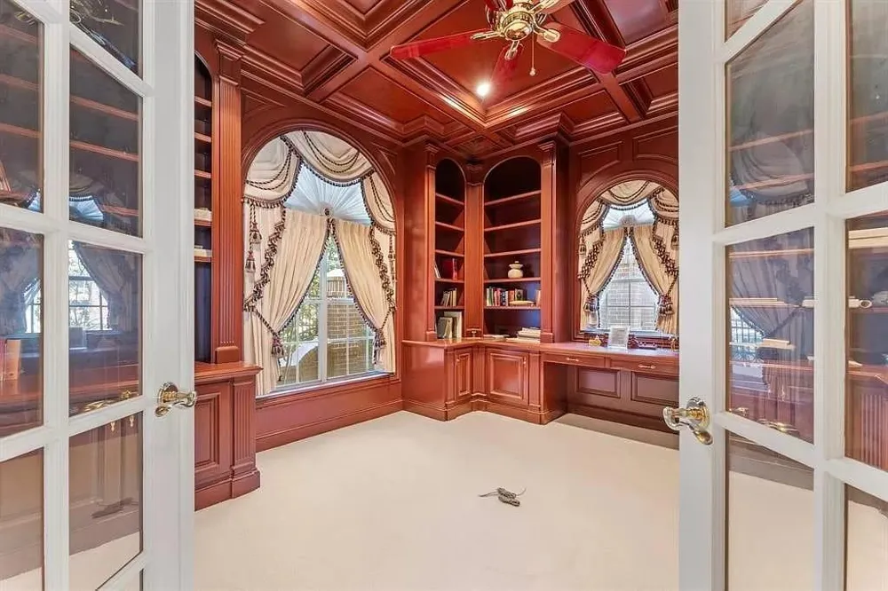 2907 Cedar Woods Place Houston, TX 77068