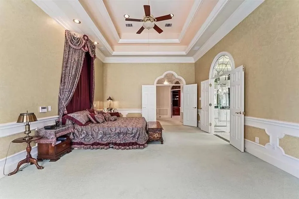 2907 Cedar Woods Place Houston, TX 77068