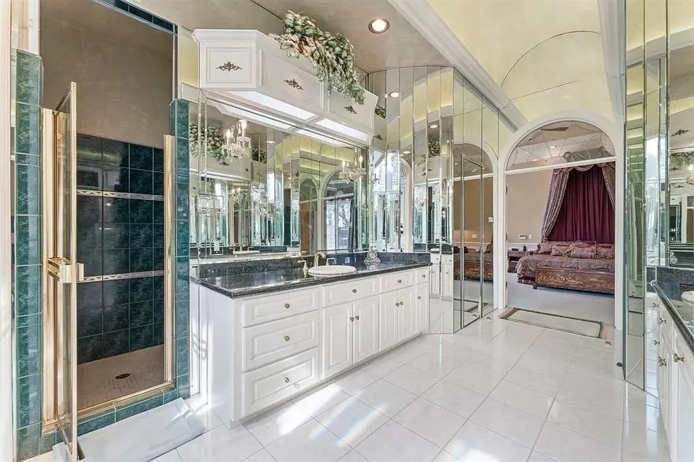 2907 Cedar Woods Place Houston, TX 77068