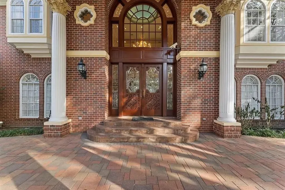 2907 Cedar Woods Place Houston, TX 77068