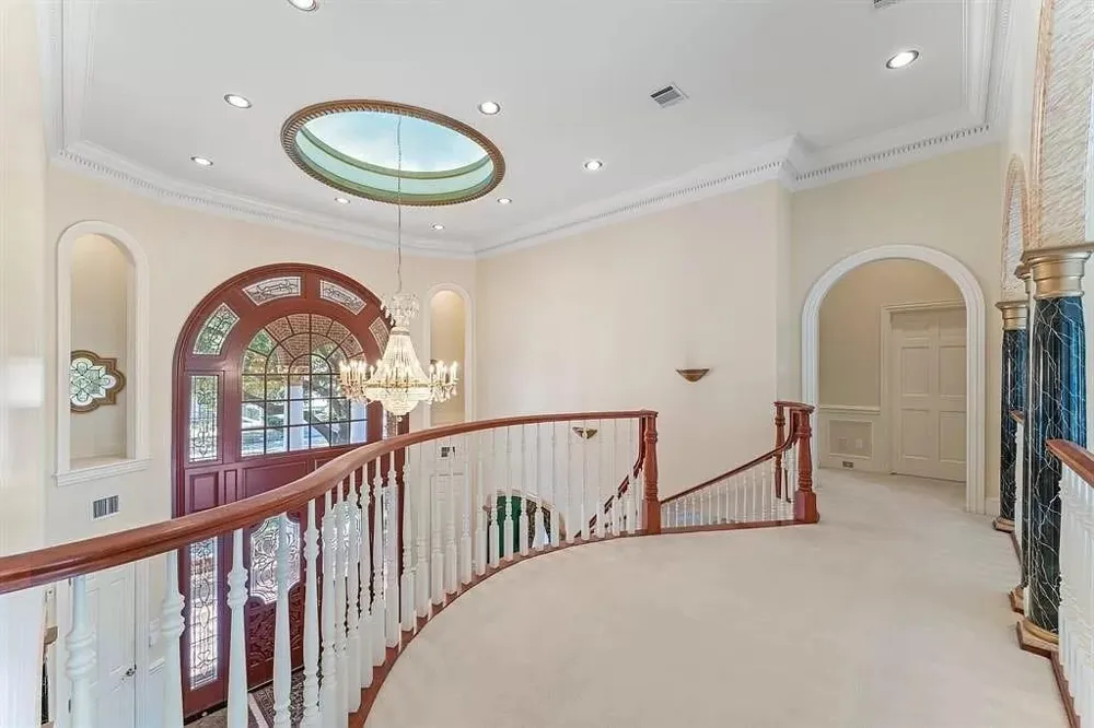 2907 Cedar Woods Place Houston, TX 77068
