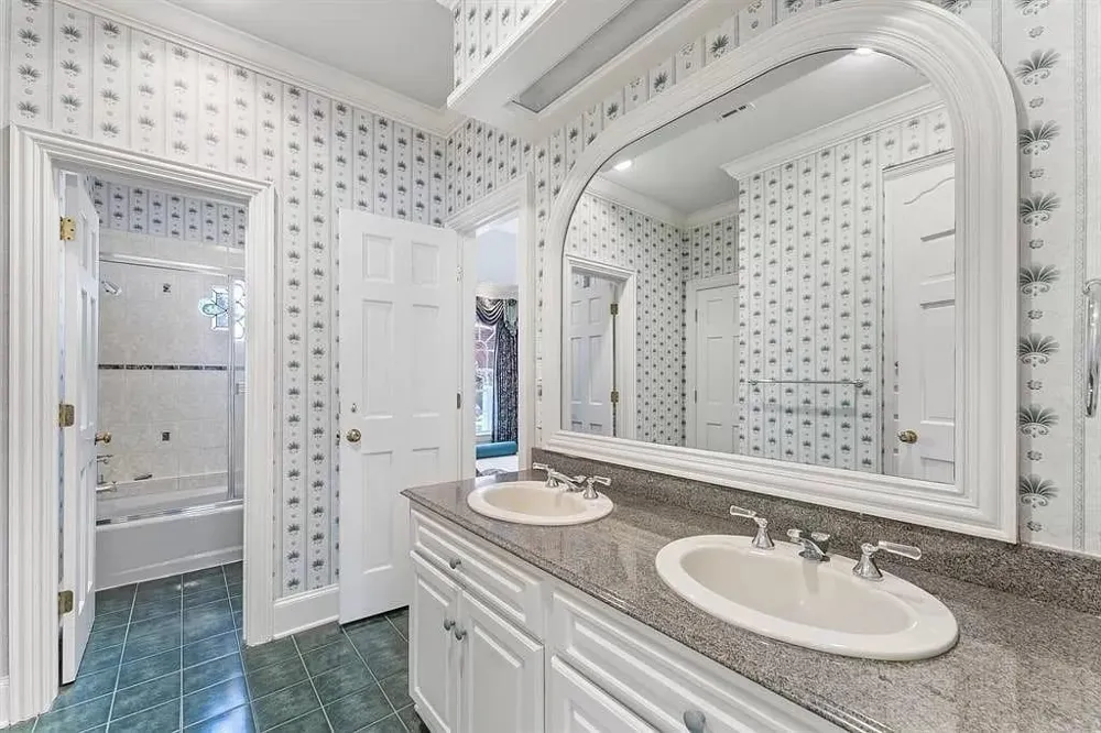 2907 Cedar Woods Place Houston, TX 77068