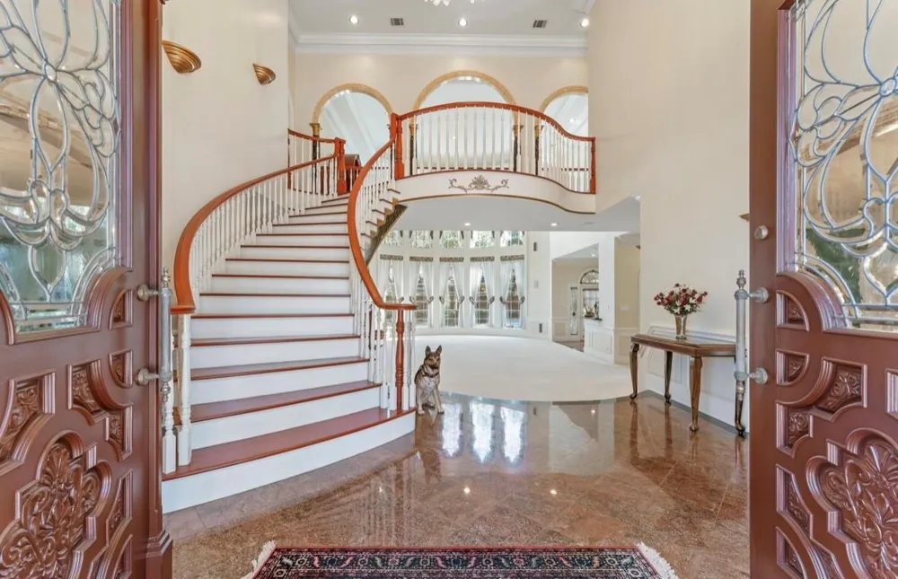 2907 Cedar Woods Place Houston, TX 77068