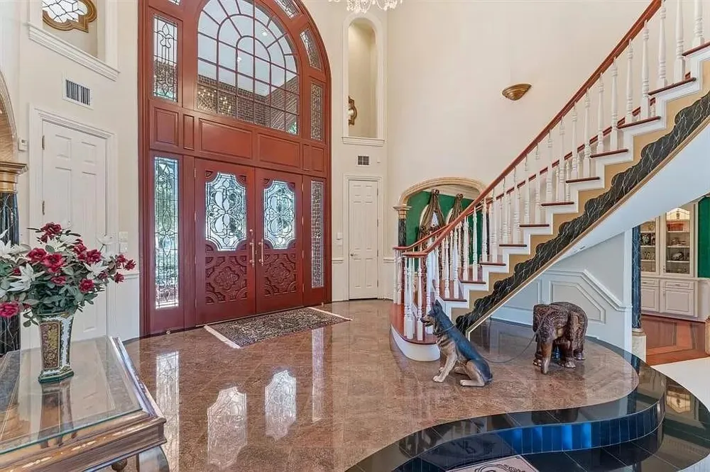 2907 Cedar Woods Place Houston, TX 77068
