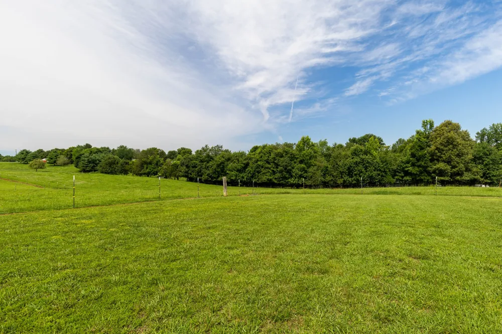 2325 Old Well Rd Morrison, TN 37357