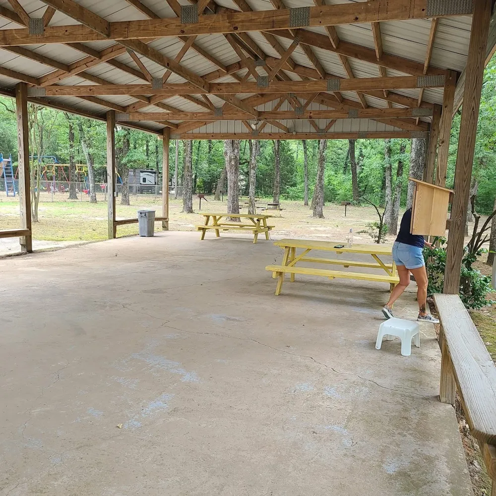 124 Armada Loop Payne Springs, TX 75156