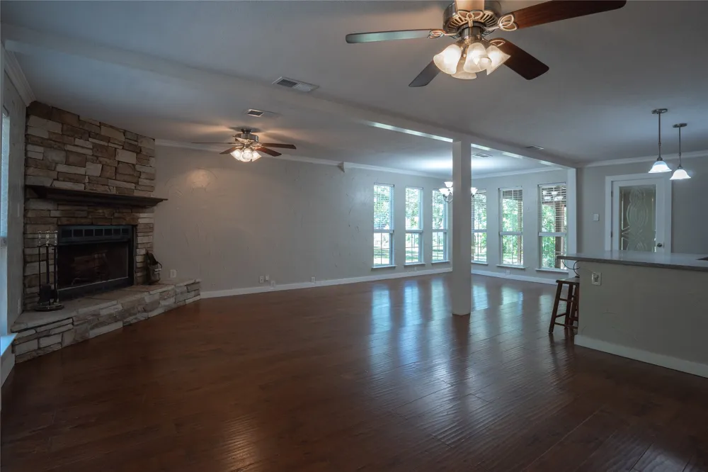 124 Armada Loop Payne Springs, TX 75156