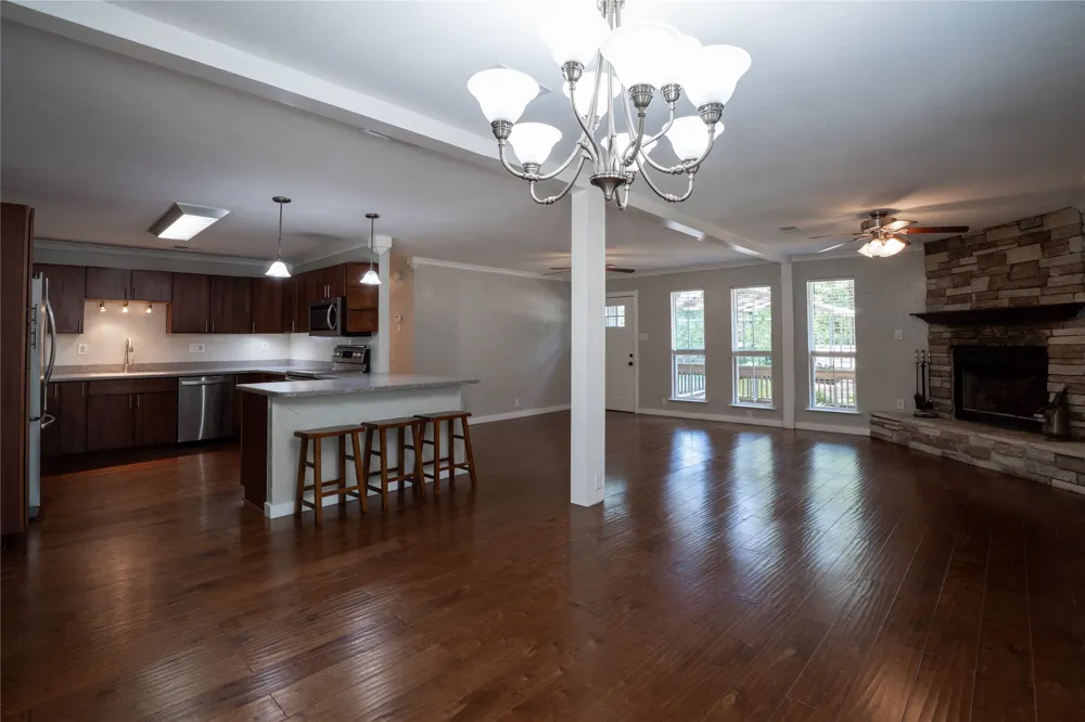 124 Armada Loop Payne Springs, TX 75156