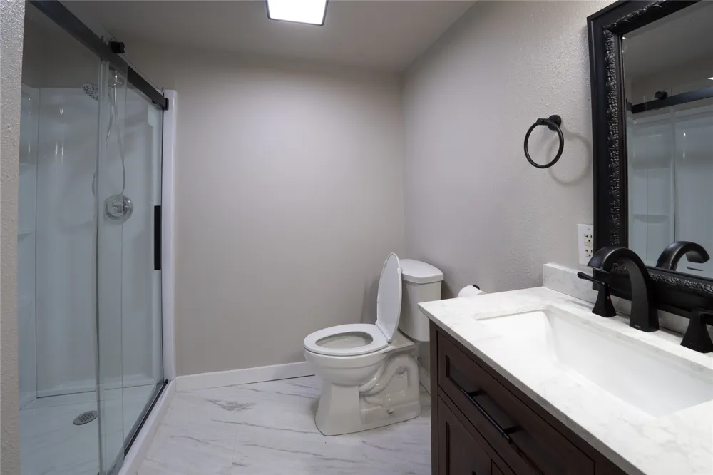 124 Armada Loop Payne Springs, TX 75156