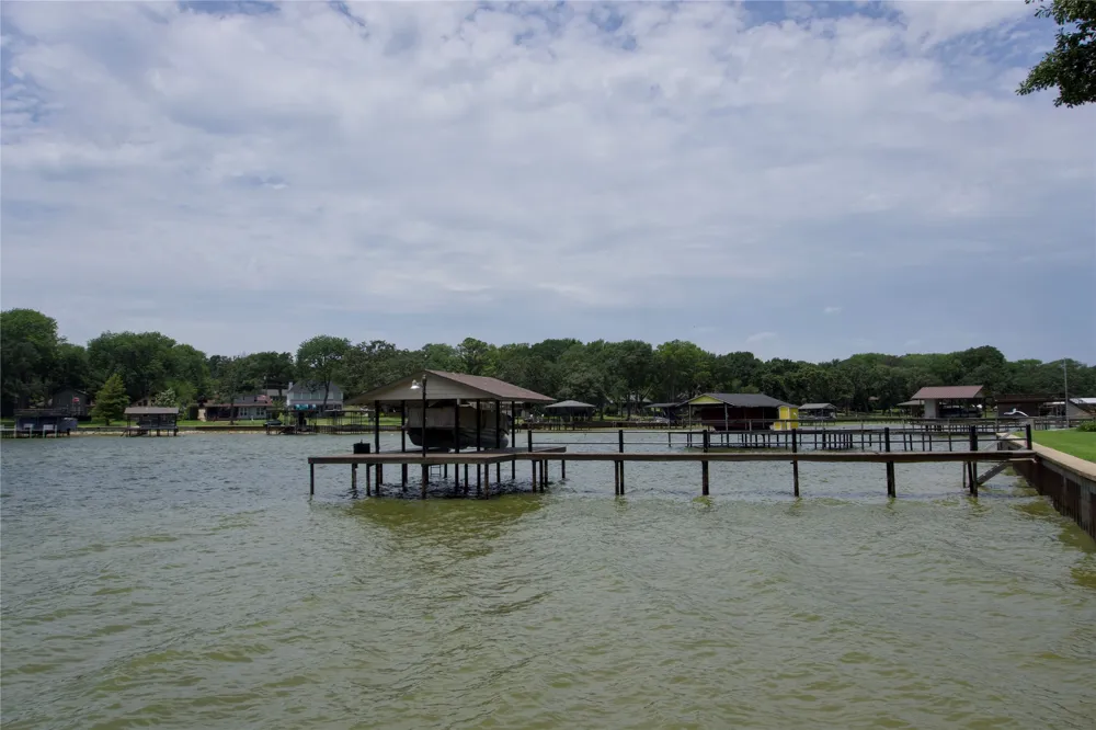 124 Armada Loop Payne Springs, TX 75156