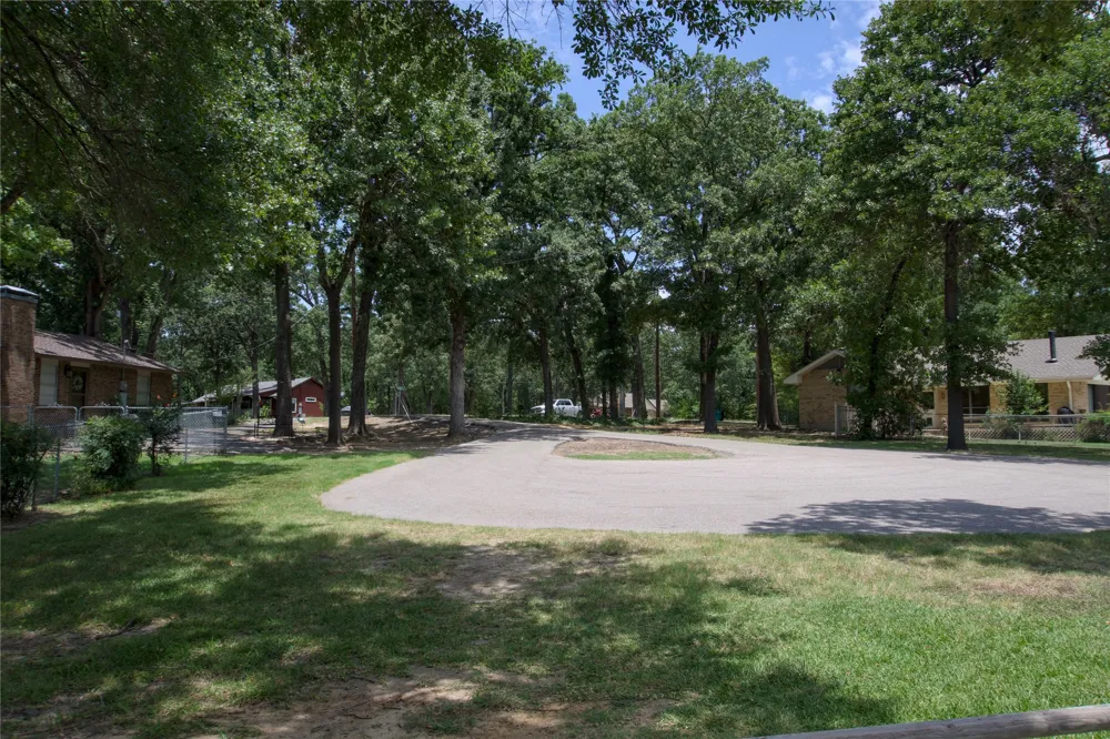 124 Armada Loop Payne Springs, TX 75156