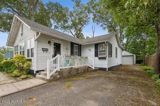 31 Nejecho Drive Brick, NJ 08723