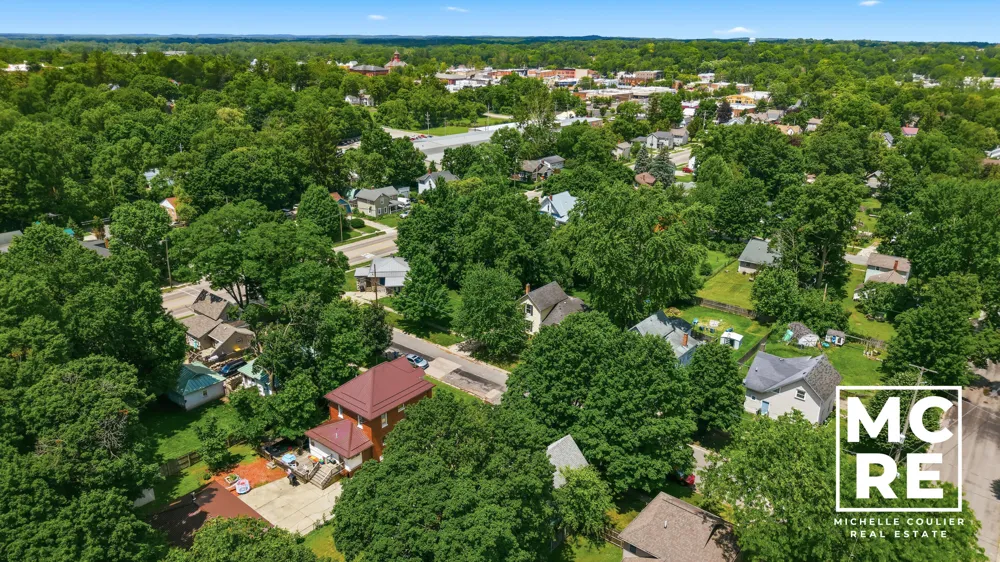 430 E Bond Street Hastings City, MI 49058