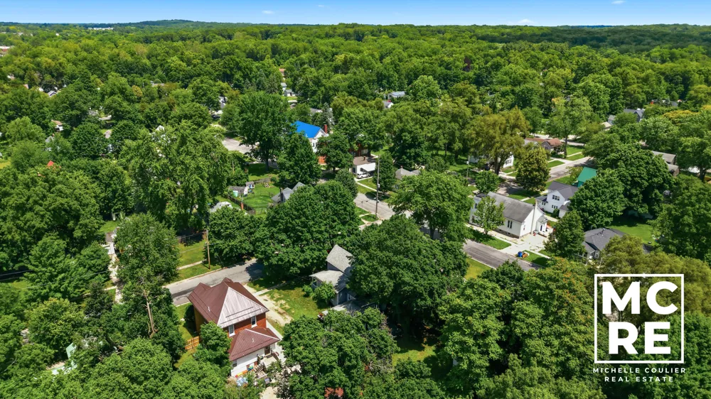 430 E Bond Street Hastings City, MI 49058