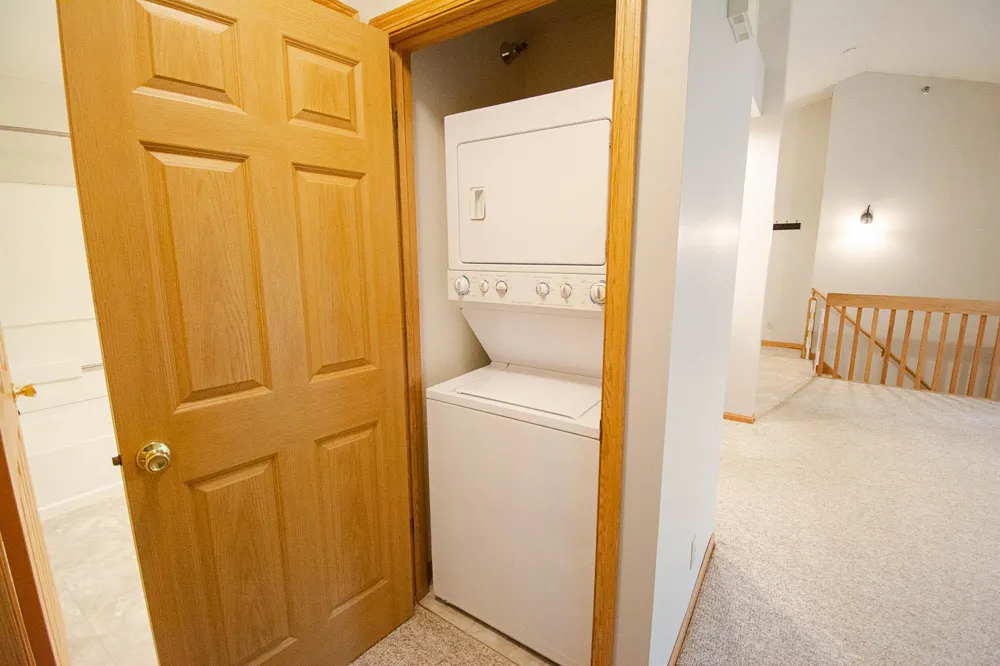 1876 Deerhaven Lane NE #2 Rochester, MN 55906