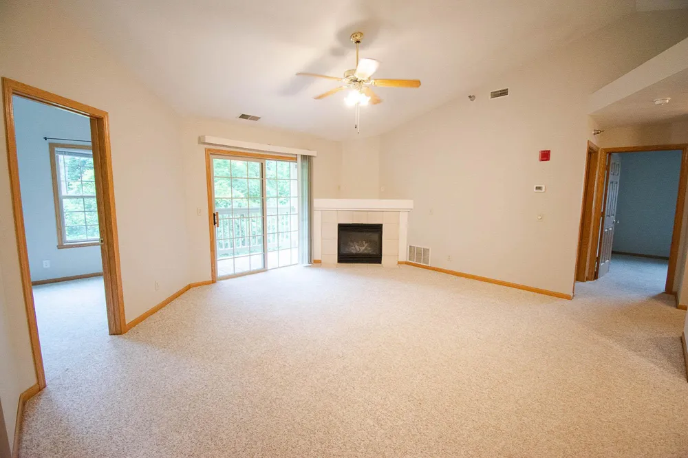 1876 Deerhaven Lane NE #2 Rochester, MN 55906