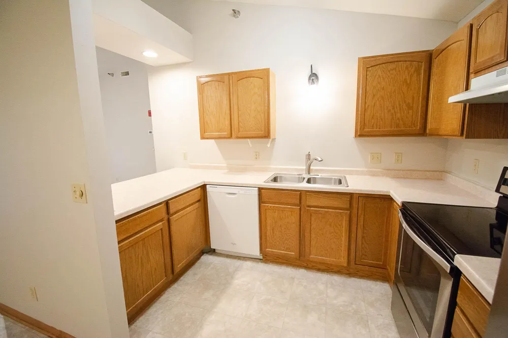 1876 Deerhaven Lane NE #2 Rochester, MN 55906