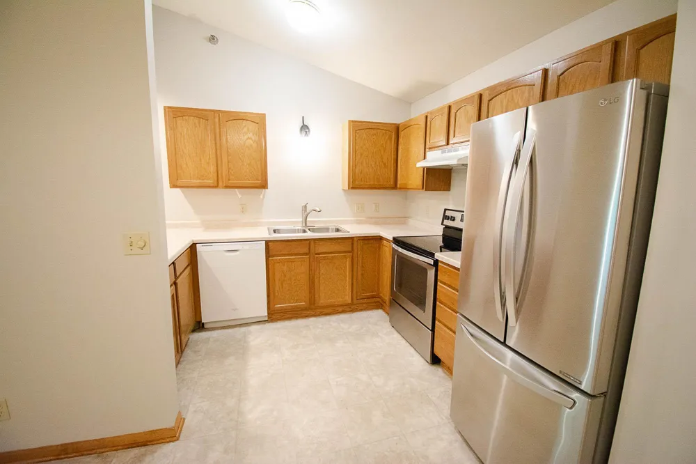 1876 Deerhaven Lane NE #2 Rochester, MN 55906