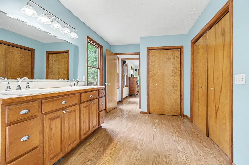 11355 108th Street SE Alto, MI 49302