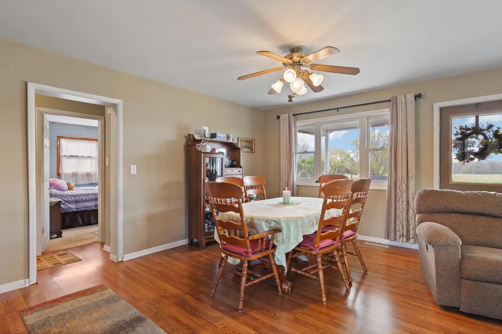 14321 W Austin Road Manchester, MI 48158