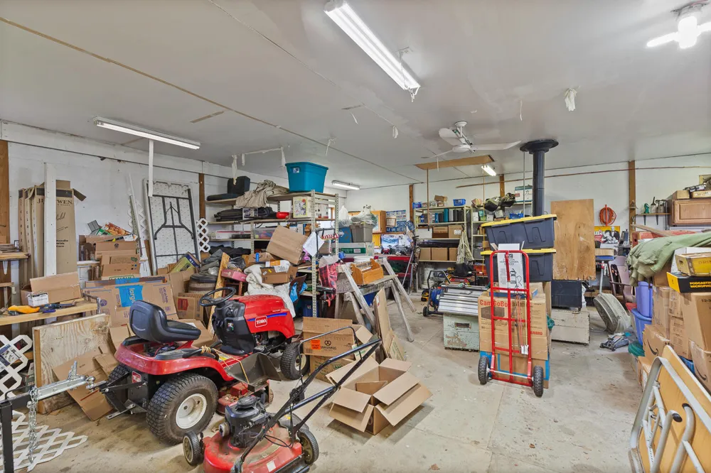 14321 W Austin Road Manchester, MI 48158