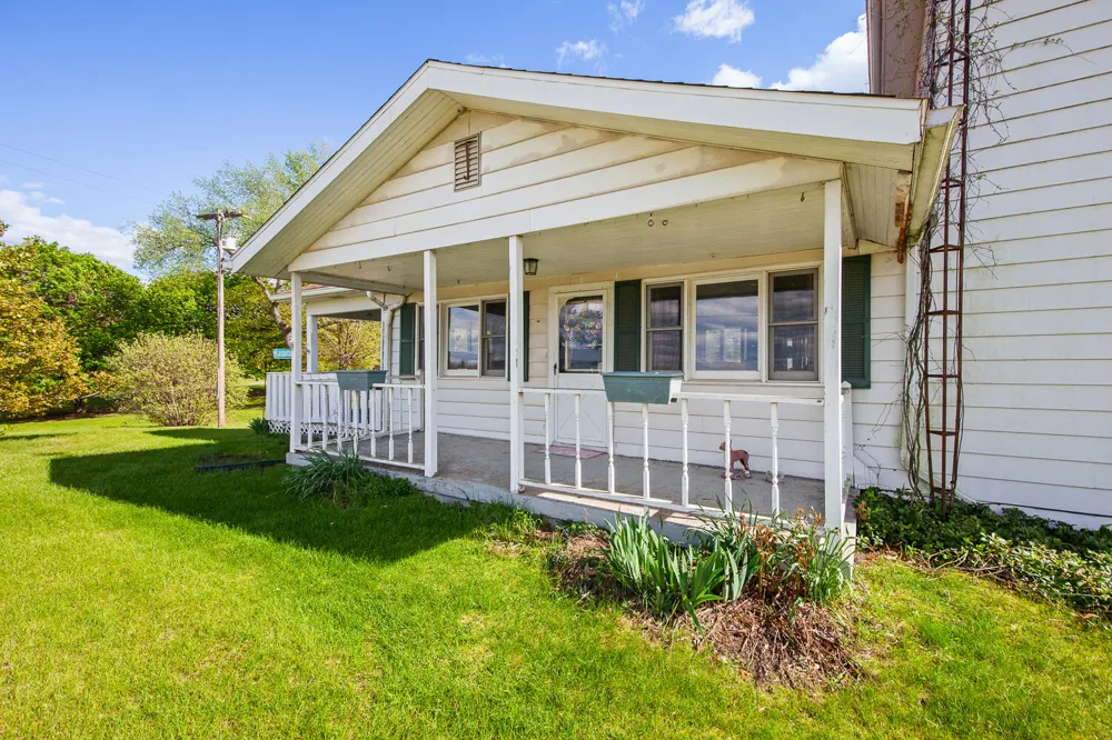 14321 W Austin Road Manchester, MI 48158