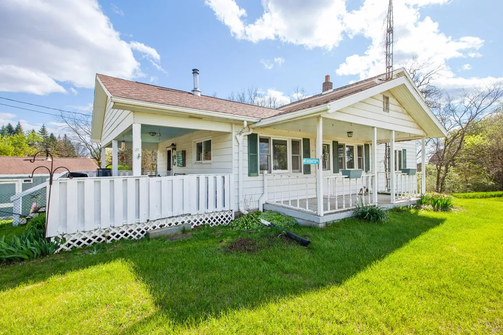 14321 W Austin Road Manchester, MI 48158